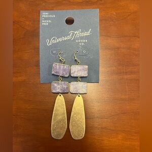 Universal threads gold and purple dangle earrings